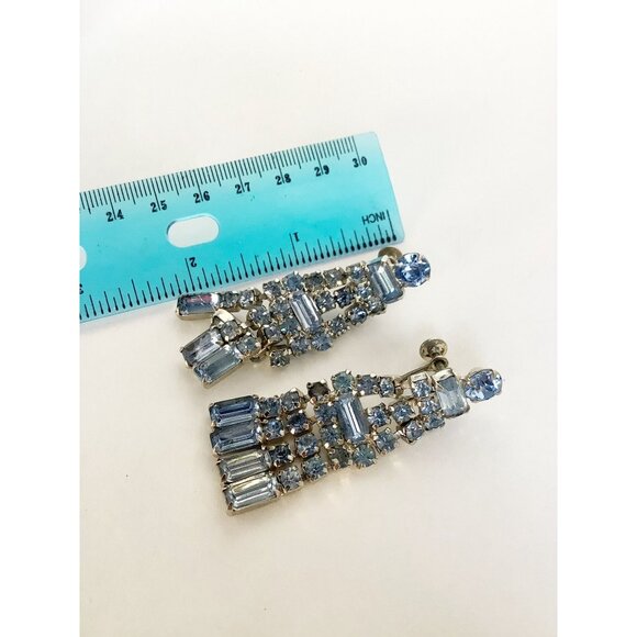 Vintage Rhinestones Clip On Dangles Earrings Light Blue Silver Tone Long Drops - Picture 4 of 4